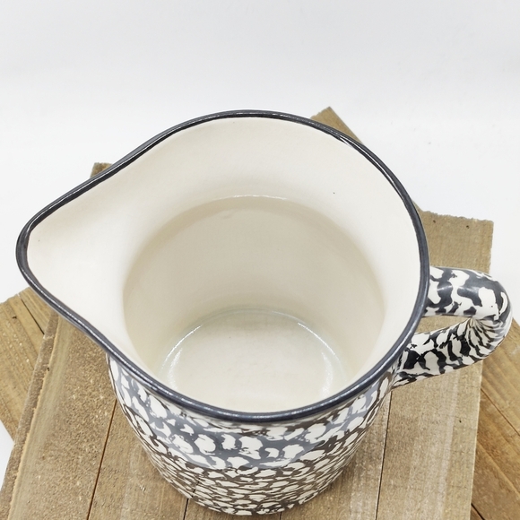 Vintage Minimalist Pitcher / Looks Like Pottery Barn - Picture 2 of 5